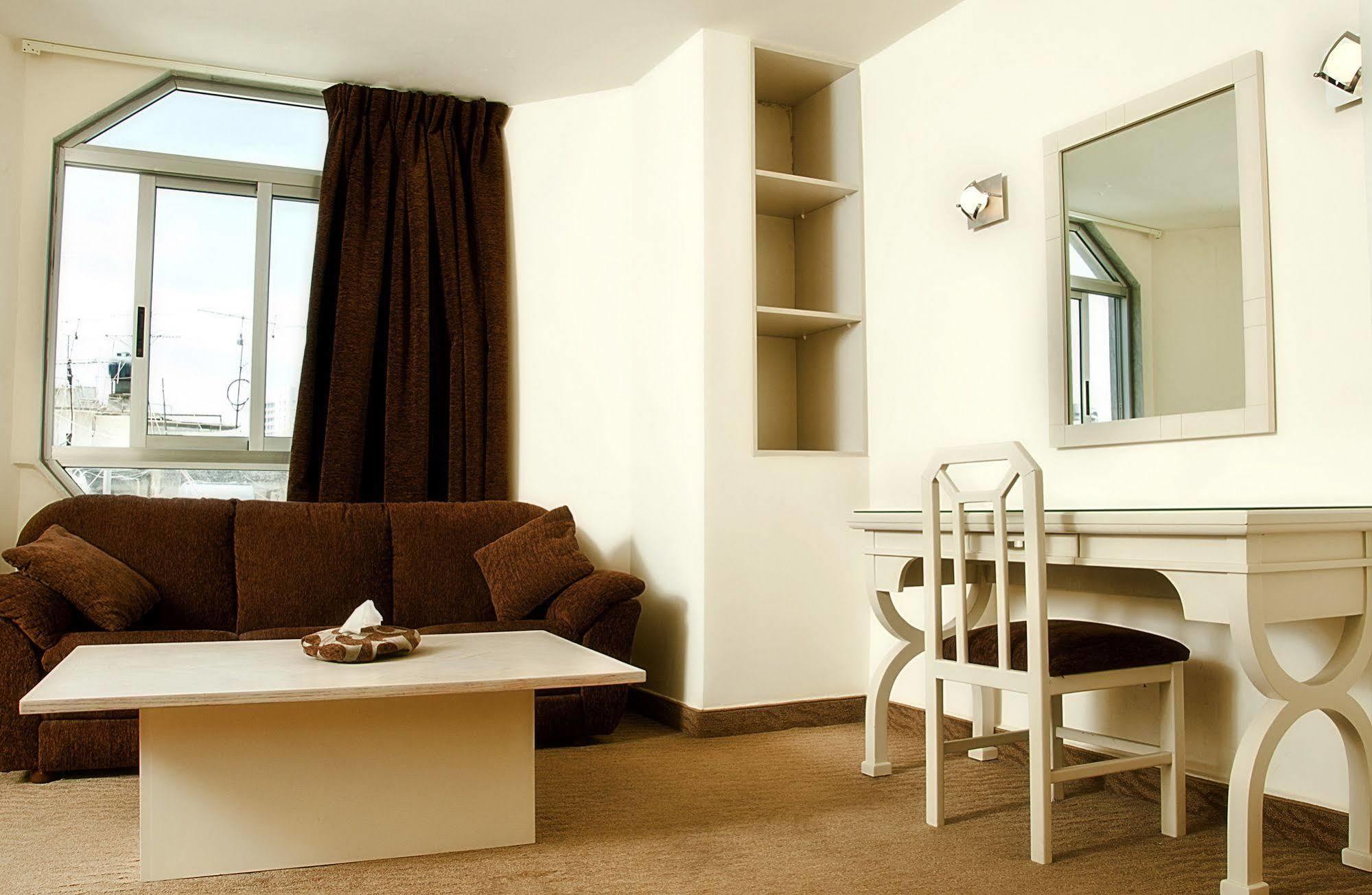 Hotel Marble Tower