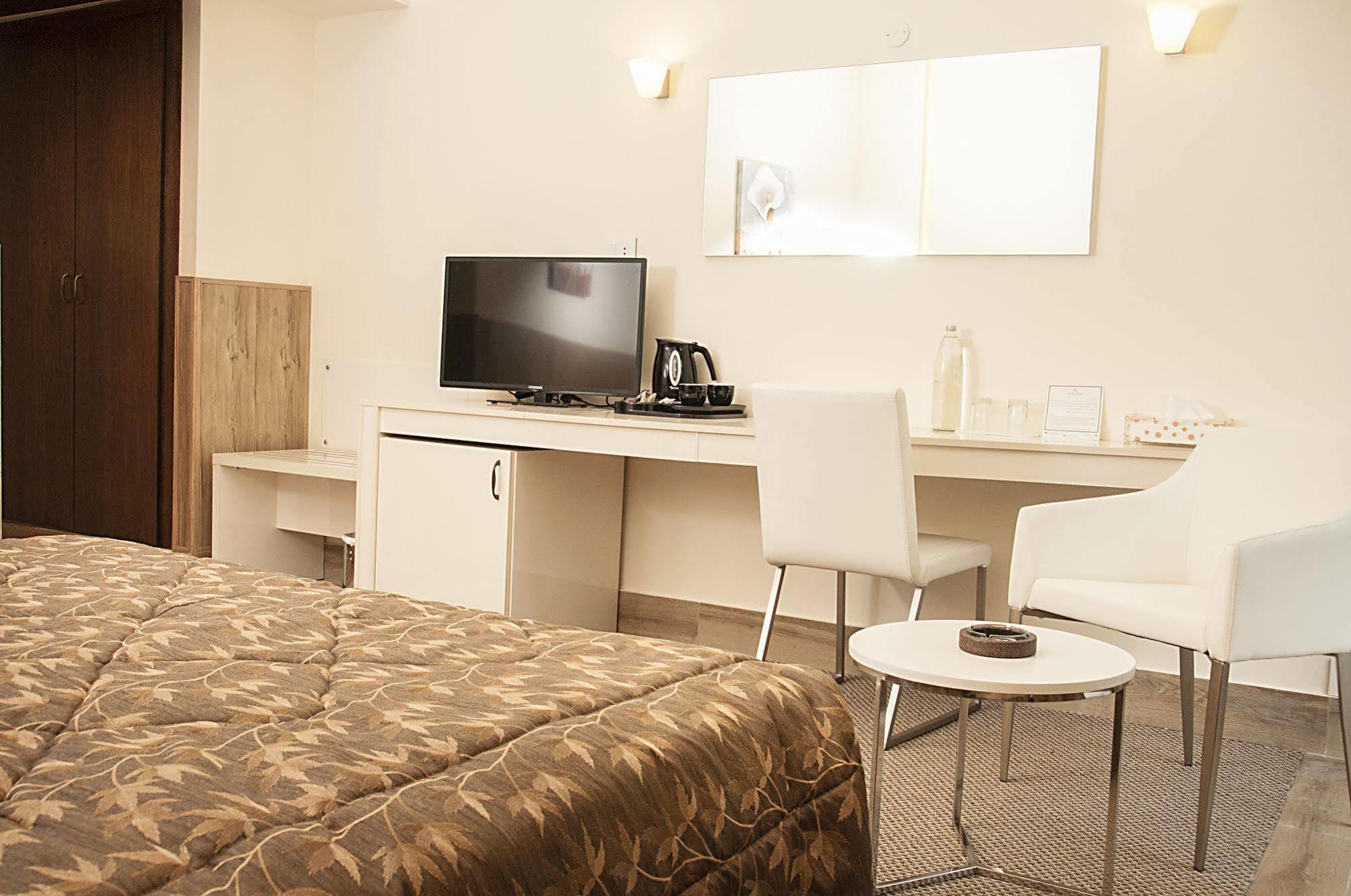 Marble Tower Hotel 3*